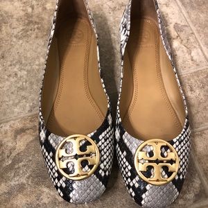 Tory Burch snake skin embossed ballet flats size7